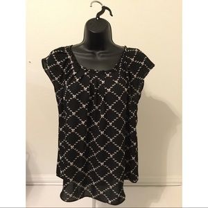 Lauren Conrad’s Women’s Pleat Neck Top